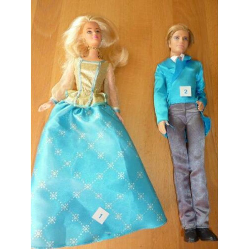 Barbies verschillende merken en uit verschillende jaren.