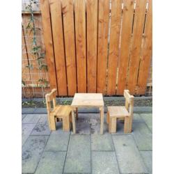 Steigerhouten kindersetje tafel stoel steigerhoud kind