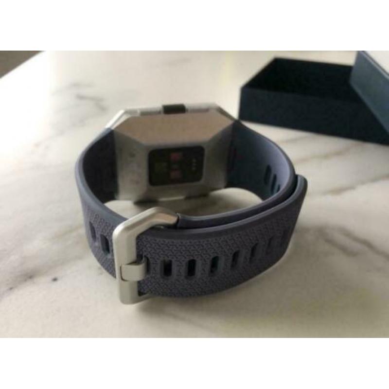 Fitbit Ionic - brand new
