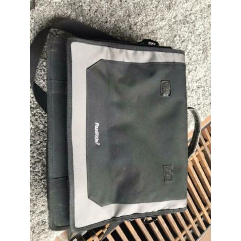 Laptop tas/fietstas Inc regenhoes