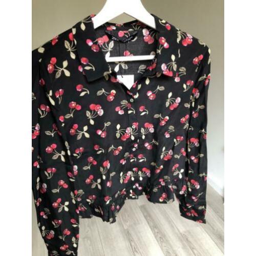 Nieuw: Zara blousje zwart met kersjes maat S