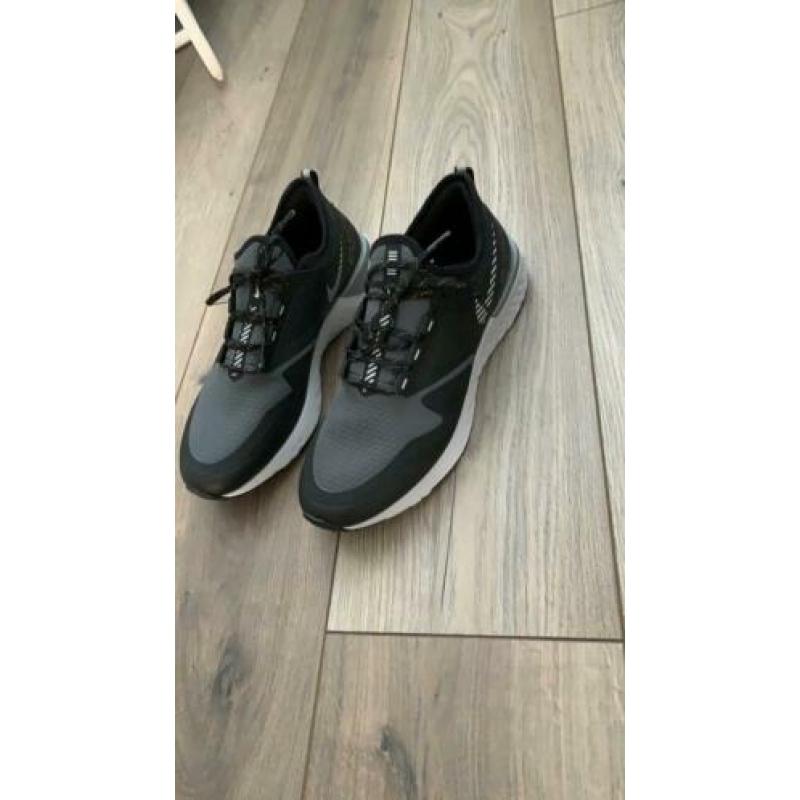 Nike schoenen, maat 43, NIEUW