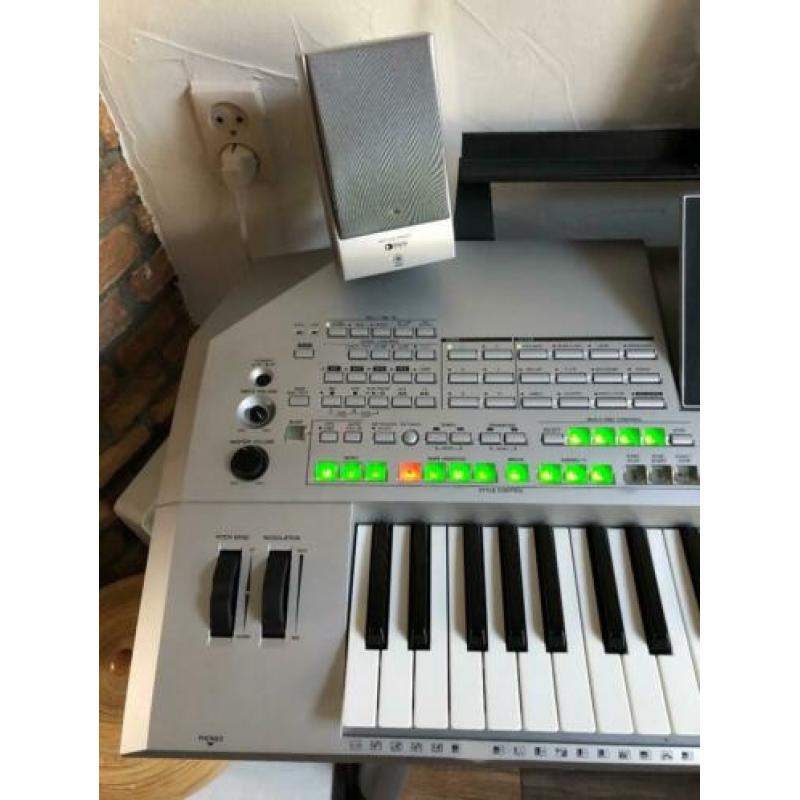 Yamaha Tyros 2 keyboard compleet!