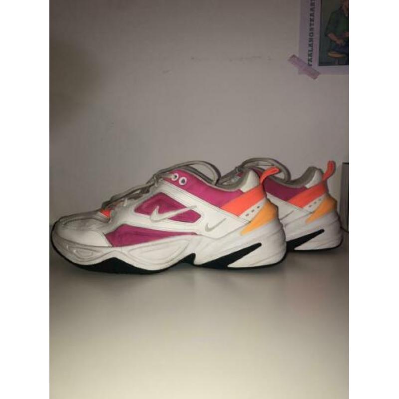 NIKE M2K TEKNO DAMES maat 40.5