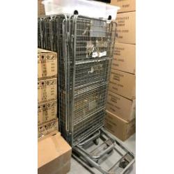 Rolcontainers nestbaar en volledig afsluitbaar