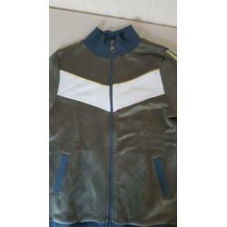 Nieuw Mortenz vest maat 158-164 valt als 152