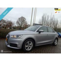 Audi A1 1.4 TDI Sportback '15 5drs. Navi/zeer nette auto!