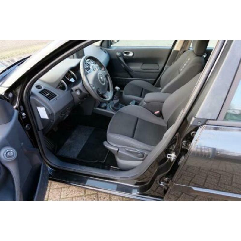 Renault Mégane 1.6-16V Business Line Navi/Clima/LMV