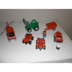 duplo voertuigen met poppetje