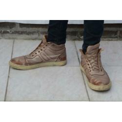 bronzen leren sneakers. Mt 40 Merk Fretons