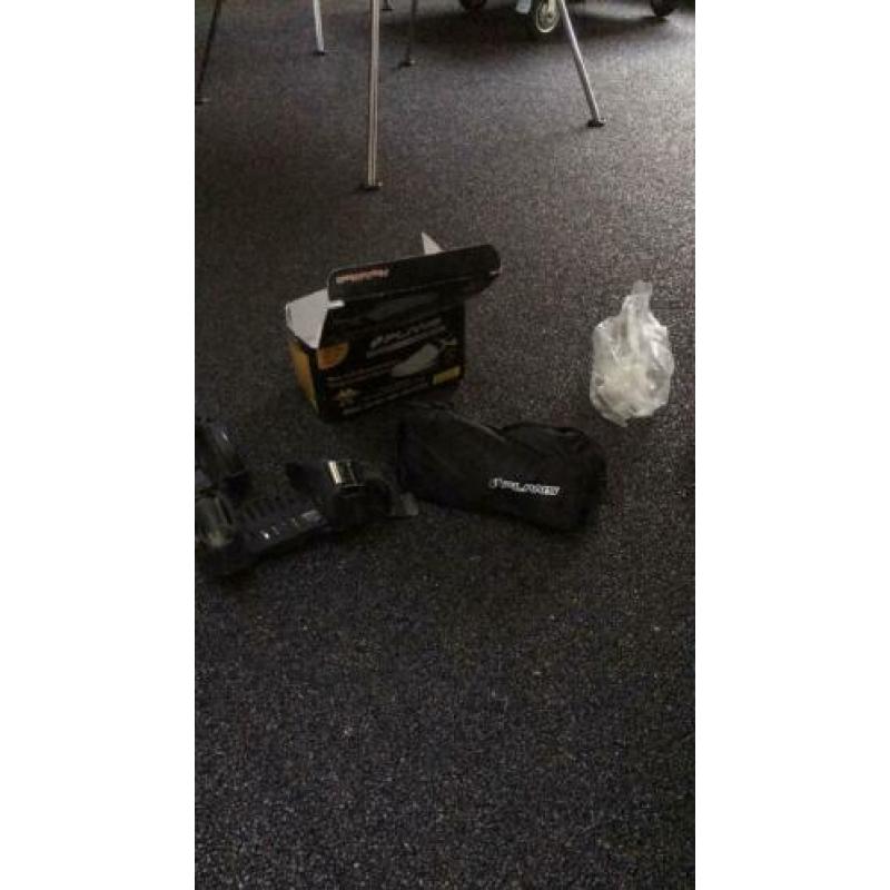 Pliws superrollers , Heel Skates
