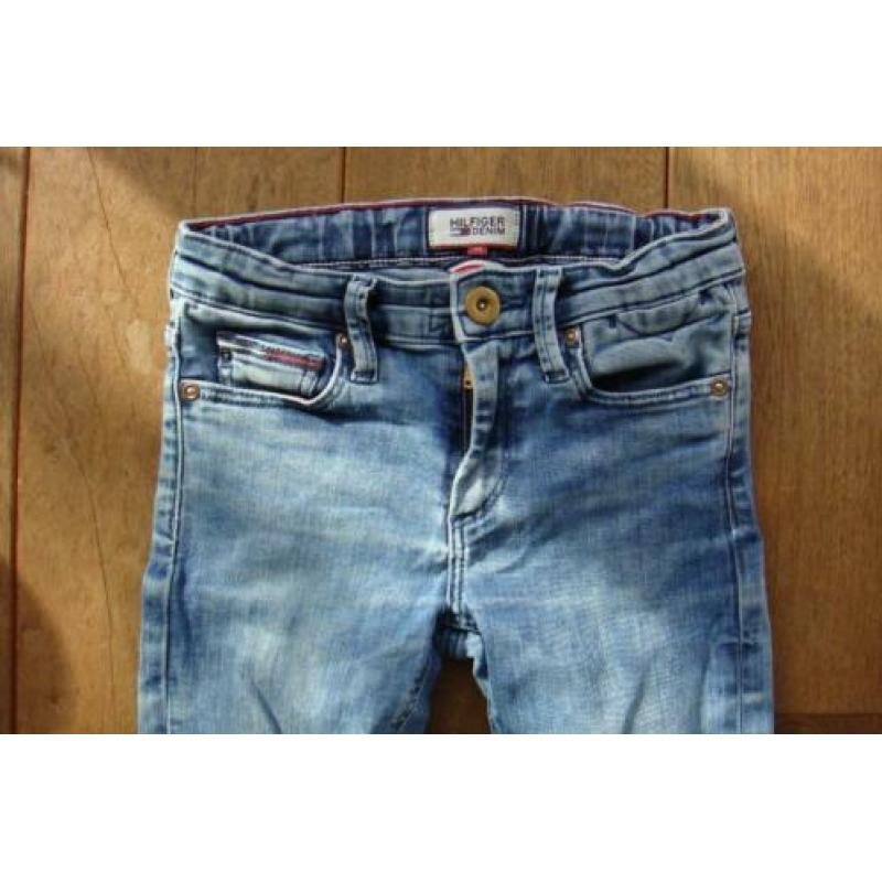 Tommy hilfiger jeans scanton slim fit maat 128 €9,95