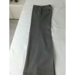 Nette pantalon zo goed als nieuw