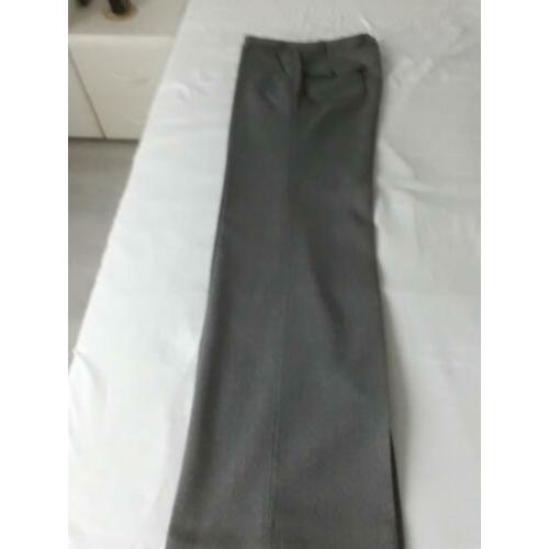 Nette pantalon zo goed als nieuw