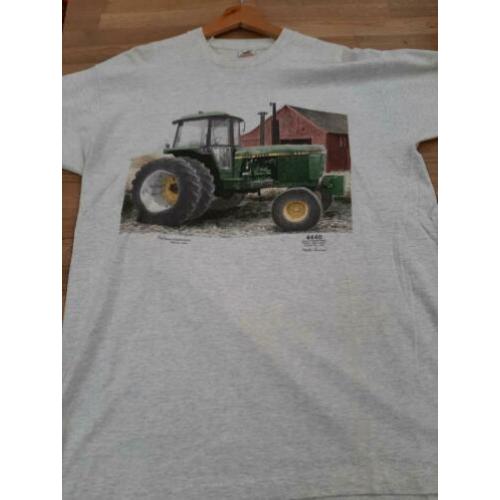 Diverse vintage JOHN DEERE t-shirt