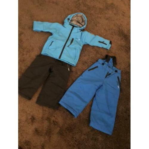 Skikleding zwart/blauw, maar 98/104