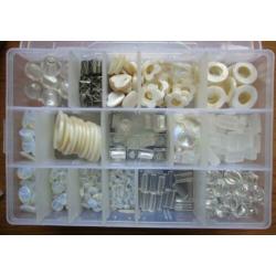 Sieraden materiaal - ongeveer 28 kg inclusief sorteerboxen