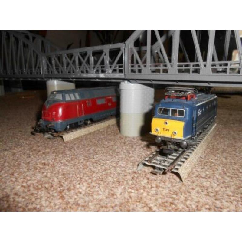 Marklin 7263 enz. een hele grote brug voor K en M rail en C