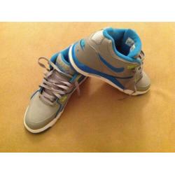 Nike Air max mid size
