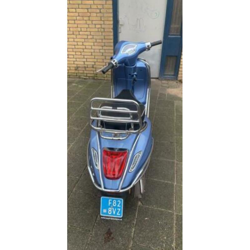 Vespa primavera