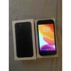IPhone. 7 32 gb met doos en lader
