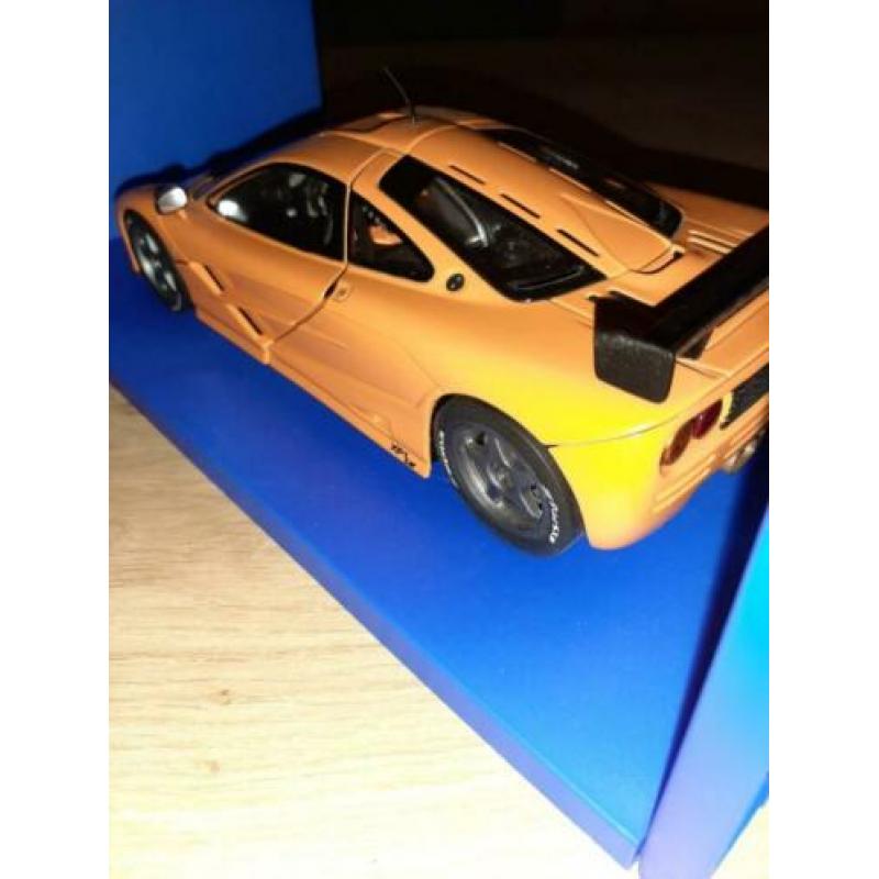 UT McLaren F1LM