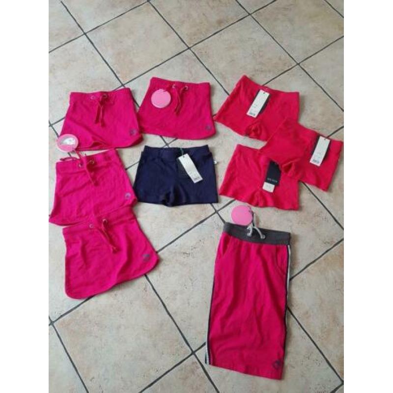 Nieuw merkleding diverse maten