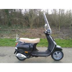 Vespa LX 50 4 takt 4v, Bromscooter, 15.000km, bouwjaar 2009