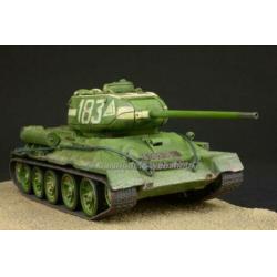 Forces of Valor 1/32 Sovjet tank T34/85 nacht / stad verweri