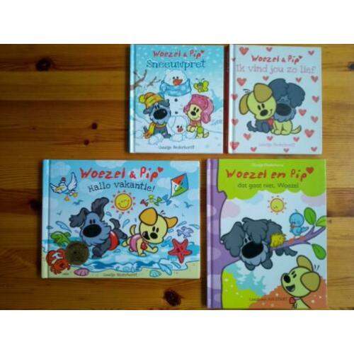 4 x boek Woezel en Pip