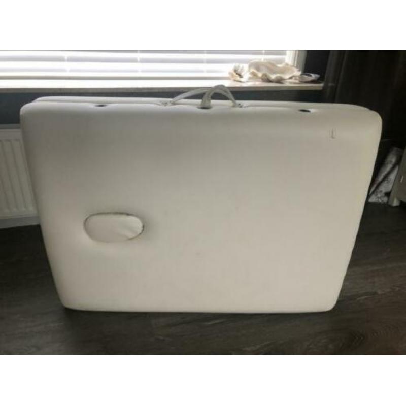 Massagetafel met toebehoren