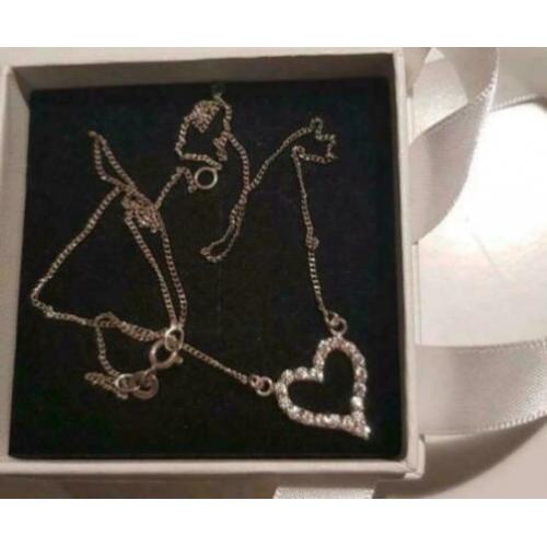 Zilveren ketting met hart en strass - nieuw