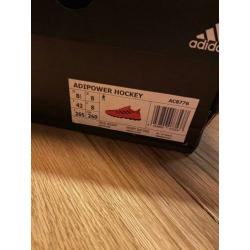 Nieuw!! Adidas Adipower, maar 42, hockeyschoen