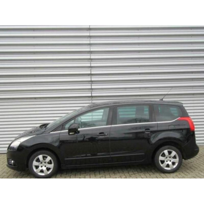 Peugeot 5008 1.6 VTi Blue Lease 5p. (bj 2012)