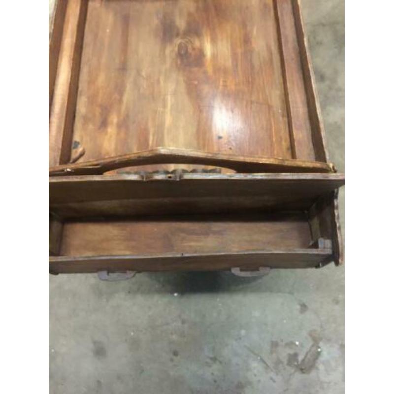 Oud tafel