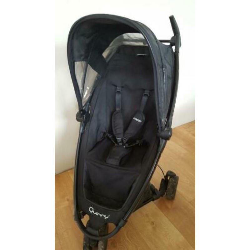 Quinny Zapp All Black, incl voetenzak,regenhoes en zonnekap.