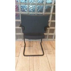 Ahrend vergaderstoelen, sledestoel, grijze stoffering
