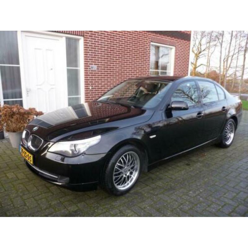 BMW 5-serie 523i Business Line