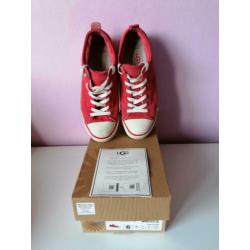 Uggs gympen maat 37