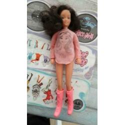 Vintage barbie, tienerpop Tia uit 1974