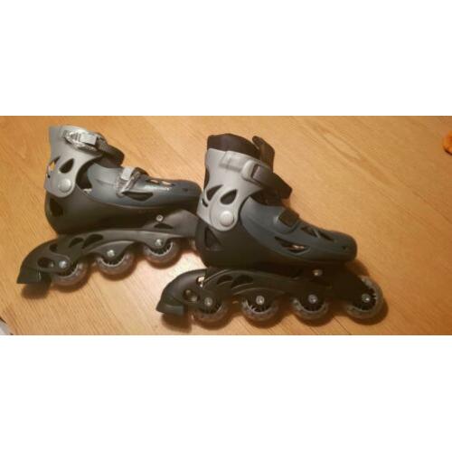 Nieuwe Verstelbare inline skates maat 33 - 36