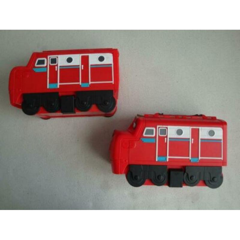 Twee koffers vol met Chuggington treintjes