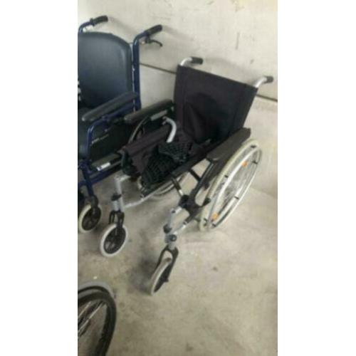 3 export rolstoelen. Set prijs 150 euro.