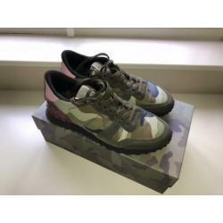 Valentino camo sneakers maat 42 (NIEUW!)