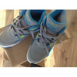 Nike Air max mid size