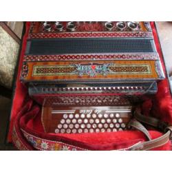 Strasser Harmonica, Wiener