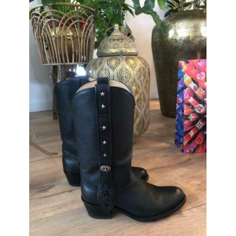 Sendra by gaudí black western boots