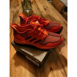 Nieuw!! Adidas Adipower, maar 42, hockeyschoen