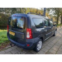 Dacia Logan MCV 1.6-16V Lauréate 7p.