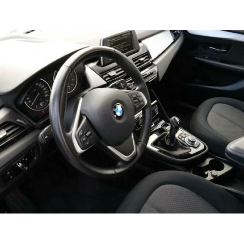 BMW 2 Serie Active Tourer 214d Corporate Lease Sport / NAVI